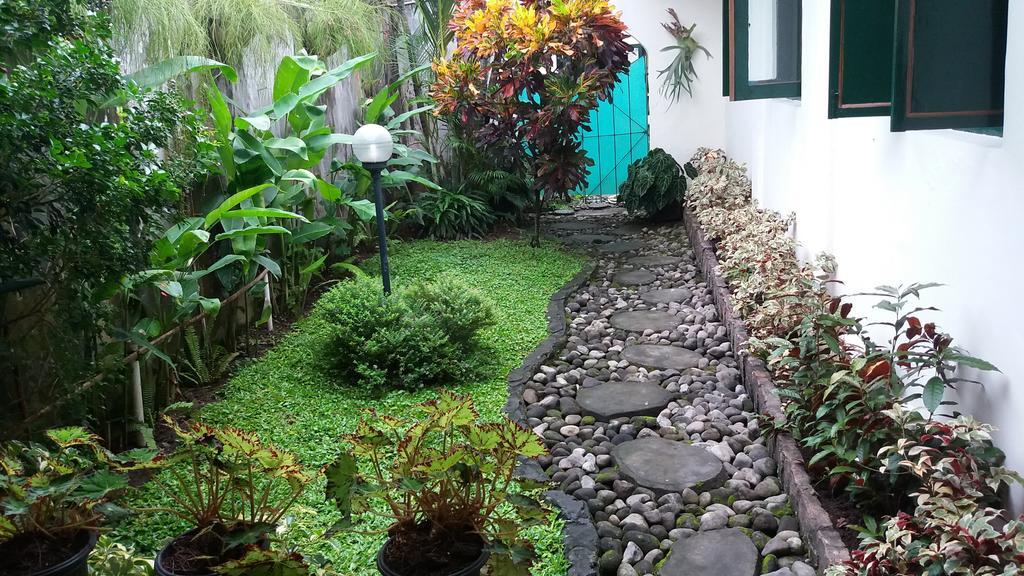 Apartament Ndalem Gamelan Jogyakarta Zewnętrze zdjęcie