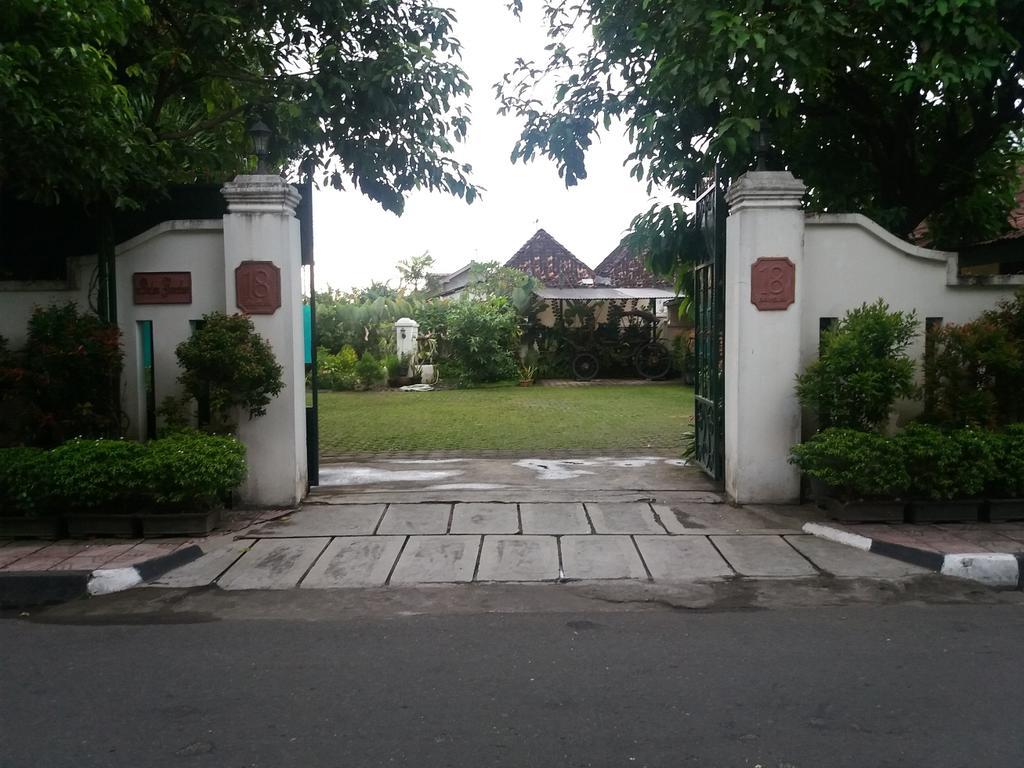 Apartament Ndalem Gamelan Jogyakarta Zewnętrze zdjęcie