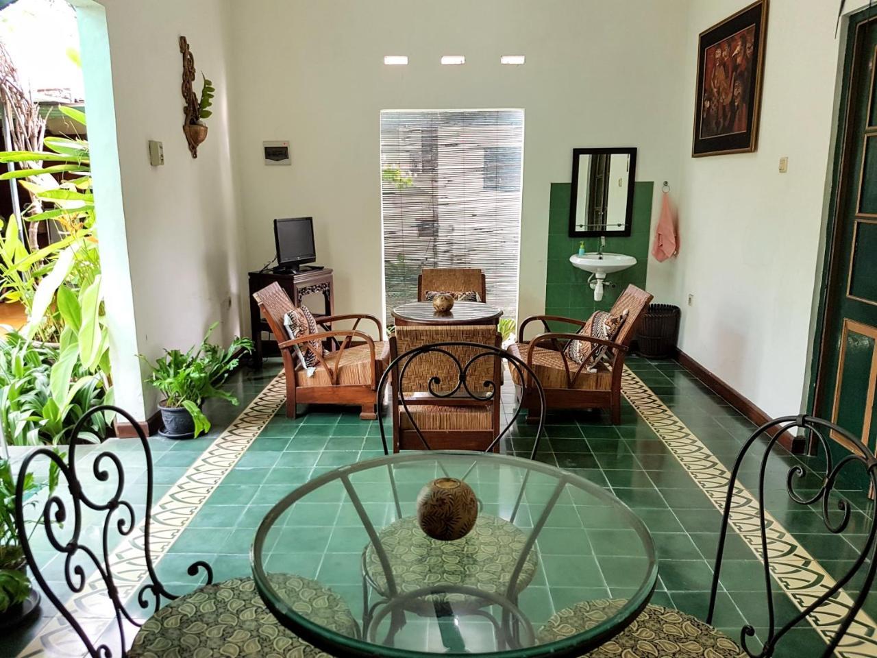 Apartament Ndalem Gamelan Jogyakarta Zewnętrze zdjęcie