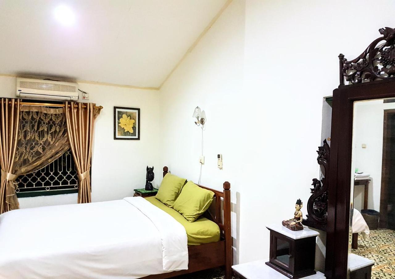 Apartament Ndalem Gamelan Jogyakarta Zewnętrze zdjęcie